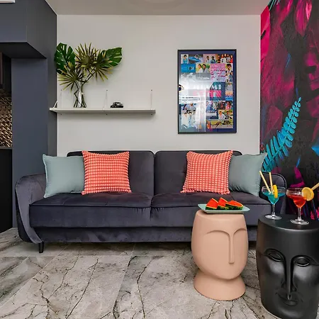 Flatbook - Enklawa Apartment
