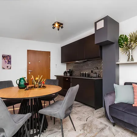 Apartment Flatbook - Enklawa *
